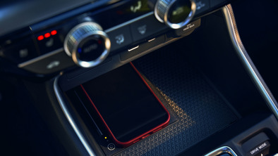 CR V Wireless Phone Charging