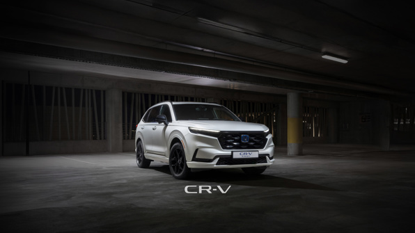 Honda plug-in hybrid CR-V in Platinum White Pearl. 