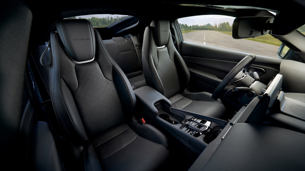 Odinės priekinės sėdynės