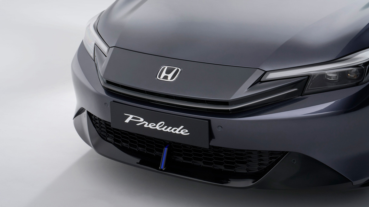 Priekinių grotelių apdaila